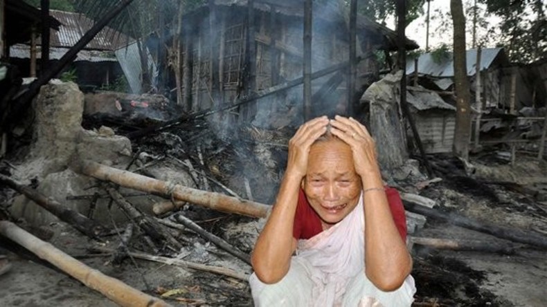 Mob brennt Hindu-Dorf nach angeblicher Islam-Beleidigung in Bangladesch nieder