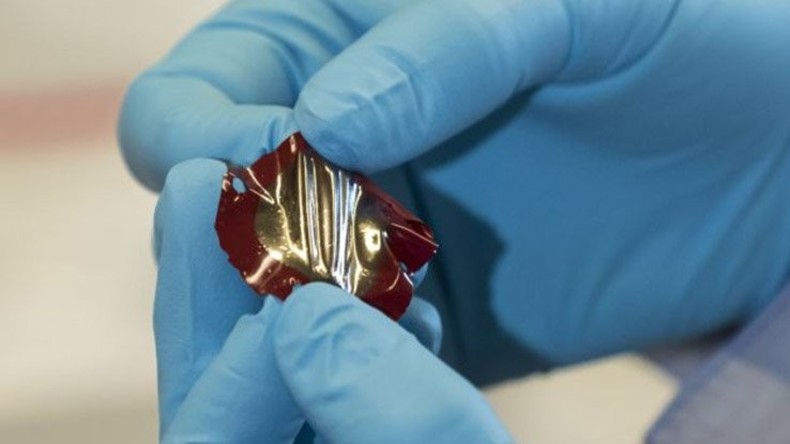 Schweizer Wissenschaftler schaffen Stoff, der Elektrizität aus menschlichem Körper erzeugen kann