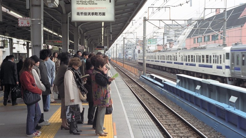20 Sekunden zu früh: Japanische Bahn entschuldigt sich für Unpünktlichkeit