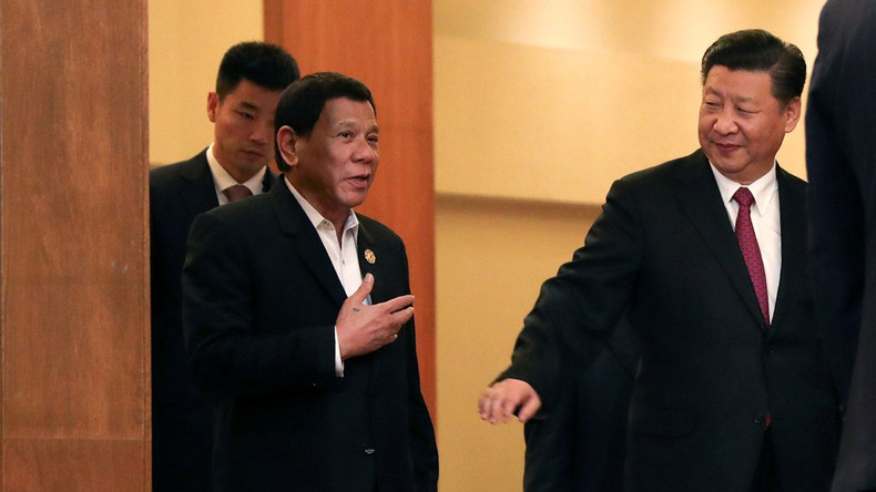 Peking hilft Duterte beim Wiederaufbau: China und Philippinen unterzeichnen 14 Kooperationsabkommen