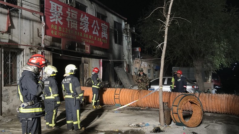 Wohnhausbrand in Peking: 19 Tote, "Verdächtige" festgenommen