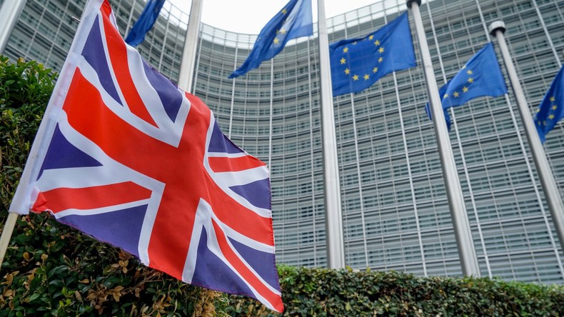 Während Brexit-Gespräche stocken: Britische Familien erleiden finanzielle Verluste seit Referendum