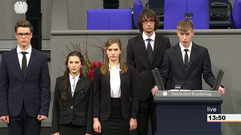 Alte Wunden aufgerissen: Russische Schüler sprechen im Bundestag über Stalingrad und ernten Empörung