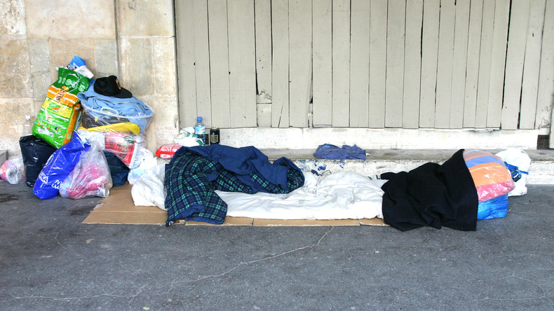 Obdachlose sind die neuen Nachbarn des französischen Präsidenten