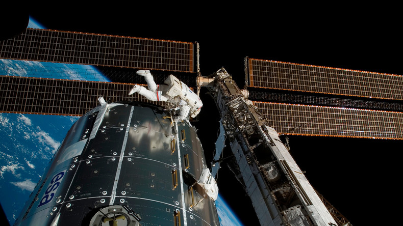 Außerirdisches Leben? Fremde Bakterien auf ISS-Rumpf entdeckt, sagt russischer Kosmonaut