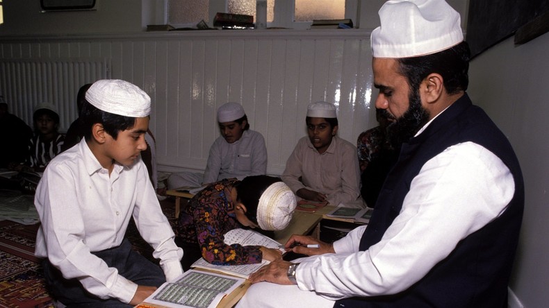 Britische Islam-Schulen: Frauen zu schlagen ist eine Erziehungsmaßnahme