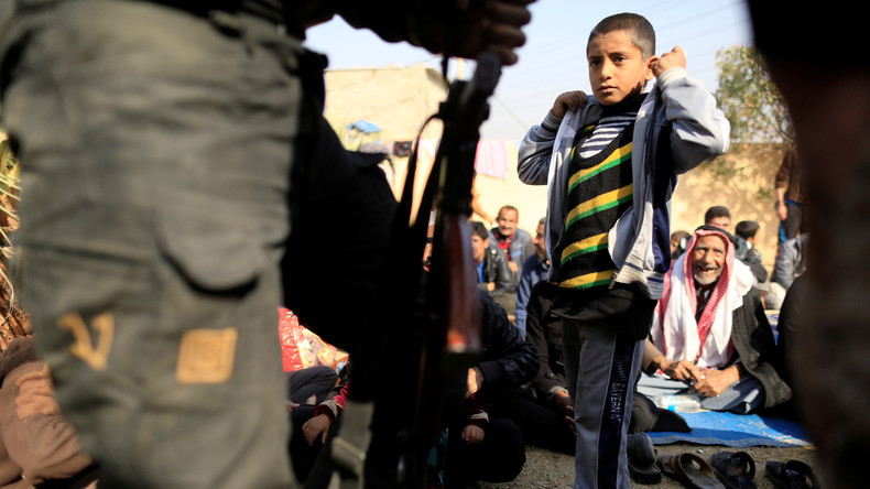 Weg frei für Waffenexporte: USA streichen Irak & Afghanistan von Liste der Länder mit Kindersoldaten