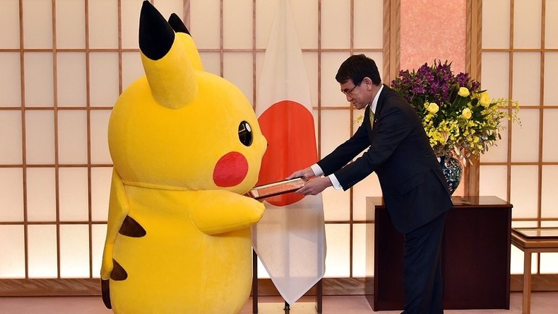 Japans Außenminister ernennt Pikachu und Hello Kitty zu Botschaftern von World Expo 2025