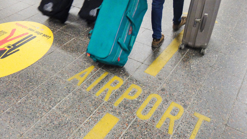 China: Älteres Ehepaar versucht, 200 Kakerlaken an Bord eines Fliegers zu schmuggeln