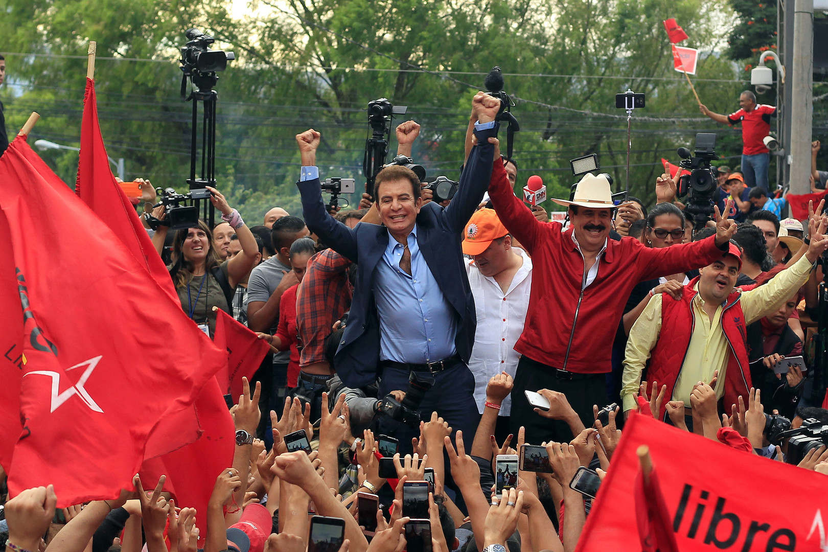 Präsidentenwahl in Honduras: Linke "Allianz gegen die Diktatur" vor dem Sieg
