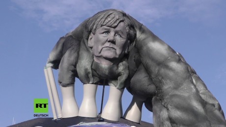 Deutschland: "Stoppt das Verbrechen Klimawandel!" - Umweltschützer-Demo in Bonn