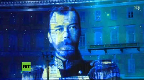 St. Petersburg: Lichterfestival zum 100. Jahrestag der russischen Revolution