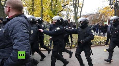 Ukraine: Mindestens zwanzig Polizisten bei gewaltsamen Protesten in Odessa verletzt