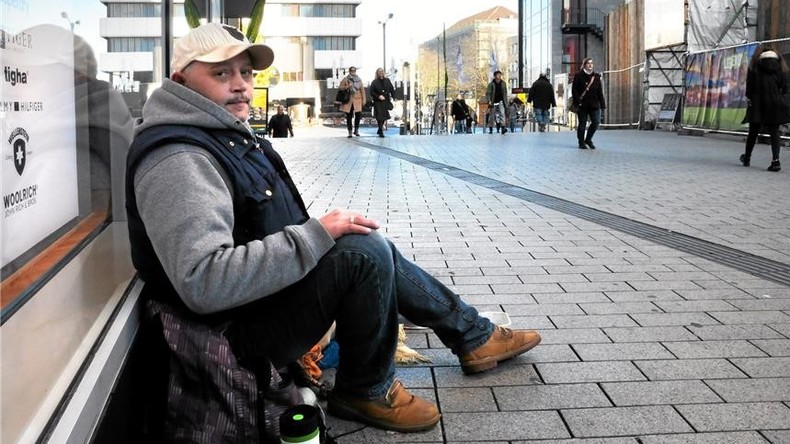 Hartz-IV-Empfänger darf 204 Euro erbetteln: Streit um gekürzte Bezüge beigelegt