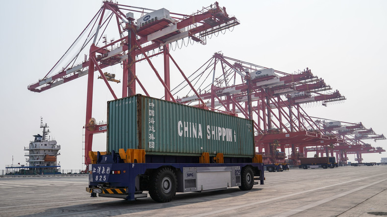 Alles für den Handel: China eröffnet weltgrößtes automatisiertes Containerterminal