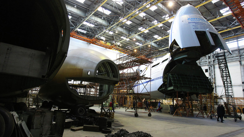 China baut in Zusammenarbeit mit ukrainischem Unternehmen größtes Transportflugzeug An-225