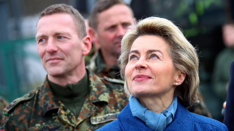 Bundeswehr auf Shoppingtour - Wettbewerb für Transporthelikopter ausgeschrieben