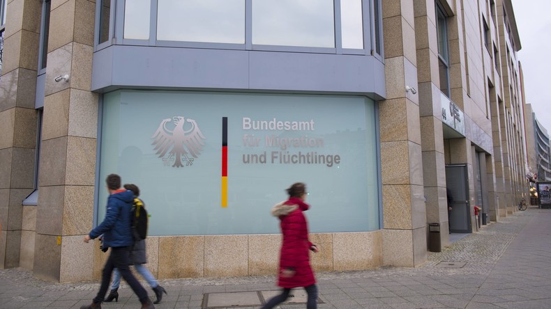 Bundesamt für Migration baut 2017 ein Viertel der Stellen ab