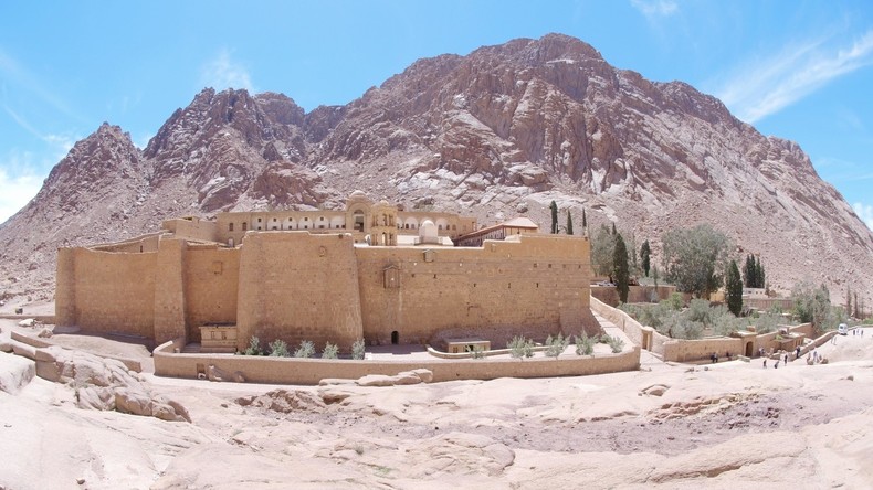 Älteste Bibliothek auf Sinai-Halbinsel öffnet nach Renovierung wieder