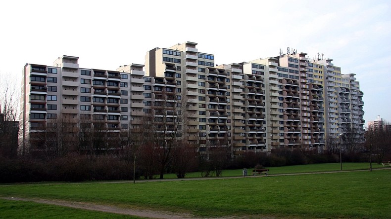 Evakuiertes Hochhaus in Dortmund - Hunderte Mieter feiern Weihnachten in Notwohnungen