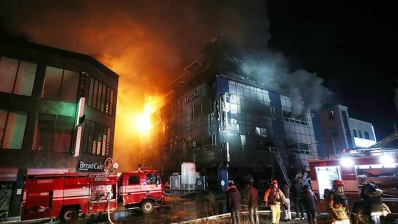 Zahl der Toten bei Brand in Fitnesskomplex in Südkorea auf 28 gestiegen
