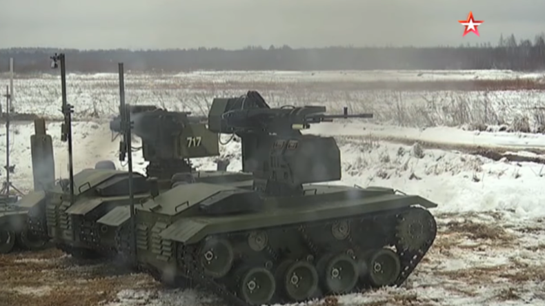 Robot Wars auf russischem Feld - Militär testet Kampfroboter vs. Kamikaze-Roboter