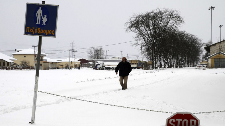 Starker Schneefall verwandelt weite Teile Griechenlands in Winterlandschaft
