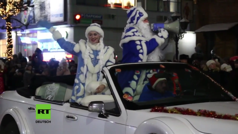 Väterchen Frost in Russland - Ded Moros und Snegurotschka wünschen ein frohes Fest