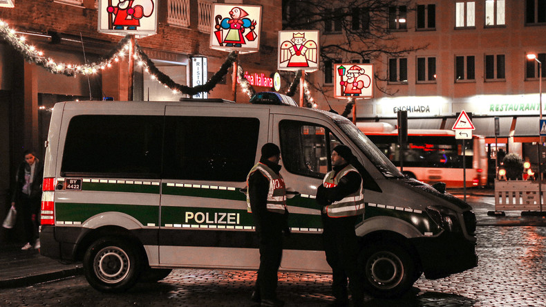 Auto kracht in SPD-Zentrale - Polizei spricht von Suizidversuch