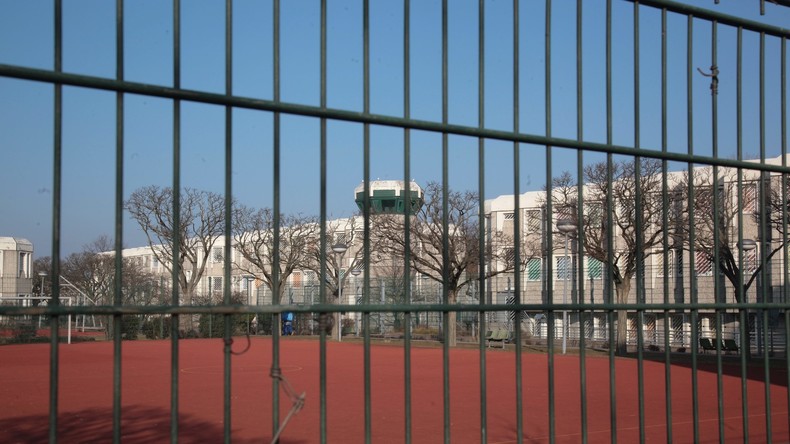 Vier Gefangene aus Berliner Gefängnis geflohen