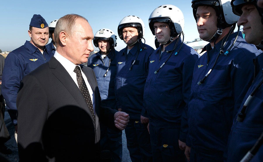 Wladimir Putin ordnet während Überraschungsbesuchs in Syrien Abzug russischer Truppen an