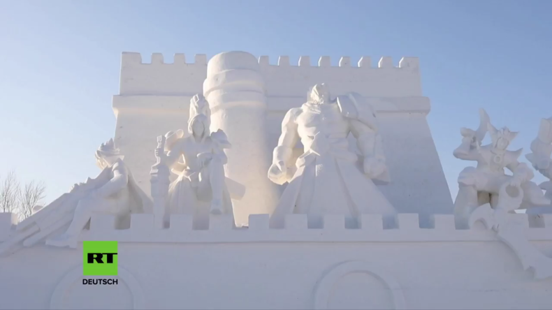 „Honour of Kings“: Eisskulpturen in China begeistern Besucher