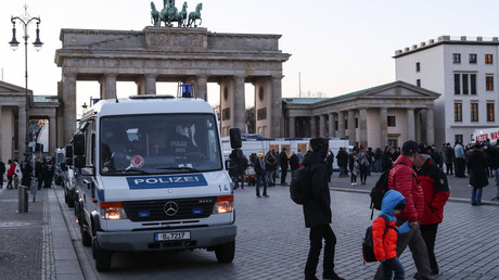 Sechs Berliner Häftlinge weiter auf der Flucht