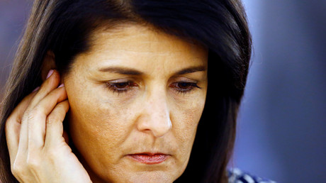 Sorge um "Binomo": Comedy-Duo führt Nikki Haley mit russischem Humor aufs Glatteis