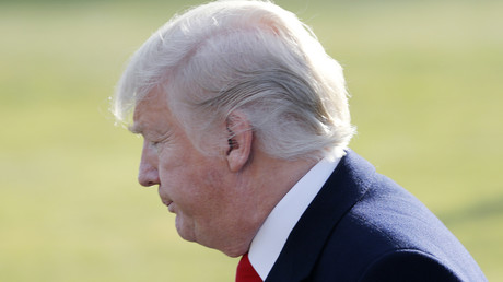Einen Tag nach den Trump-Tweets: Pakistan verabschiedet sich beim Handel mit China vom US-Dollar
