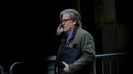 Hilfe bei der Spurensuche? Steve Bannon trifft heute auf Komitee zur Wahleinmischung