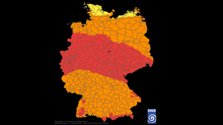 "Friederike" zum Orkan heraufgestuft - mehrere Verletzte und ein Todesopfer