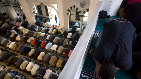 Ehemaliger AfD-Politiker bekennt sich zu Allah – BILD wähnt den Kreml hinter seinem Sinneswandel