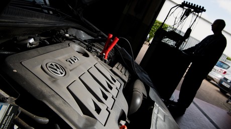 Neue Dimension der Abgasaffäre: Tierversuche im Auftrag der Autolobby - Affen Dieselsmog ausgesetzt
