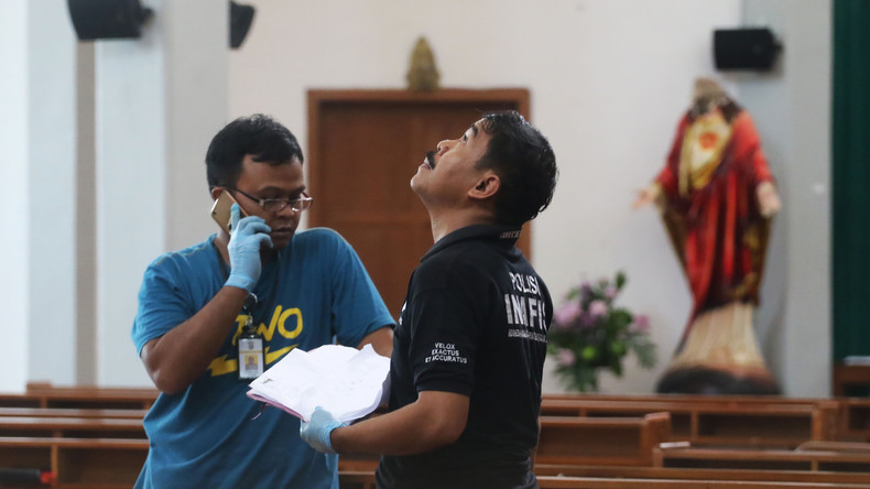 Deutscher Priester bei Schwertangriff in indonesischer Kirche verletzt