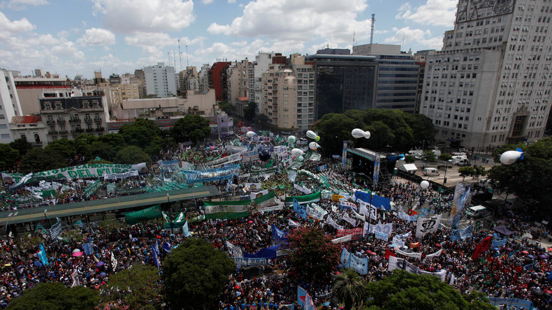 Argentinien: 400.000 Menschen demonstrierten in Buenos Aires gegen Macris Kürzungspolitik