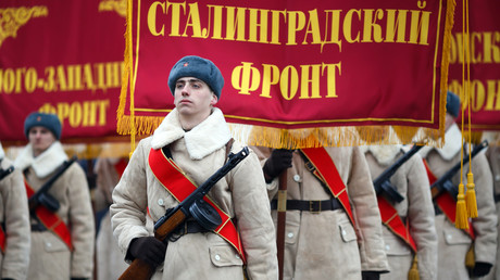 Feierlichkeiten in Wolgograd zum 75. Jahrestag der Schlacht um Stalingrad