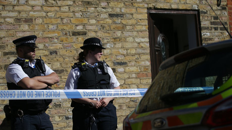 Britische Ermittler spüren Menschenschmuggler-Bande auf - 21 Festnahmen