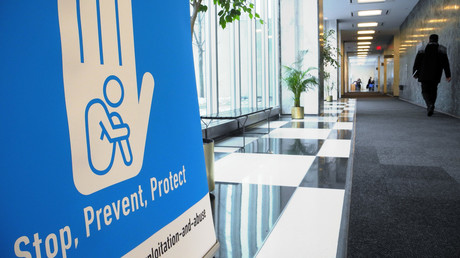 "Vertuschung endemischen Ausmaßes": Tausende Pädophile sollen für die Vereinten Nationen tätig sein