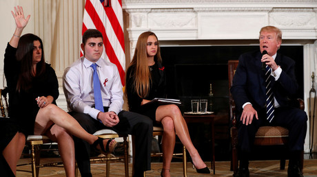 USA: Als Mittel gegen Schulmassaker erwägt Trump die Bewaffnung von Lehrern