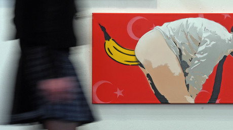 Eklat: Erdoğan-Karikatur auf "art Karlsruhe" sorgt für Aufregung