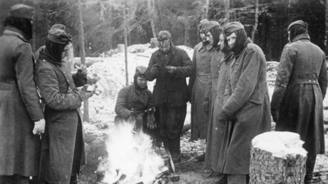 Keine Winterbekleidung an der "Nato-Ostfront": Deutsche Presse im Frontschau-Modus