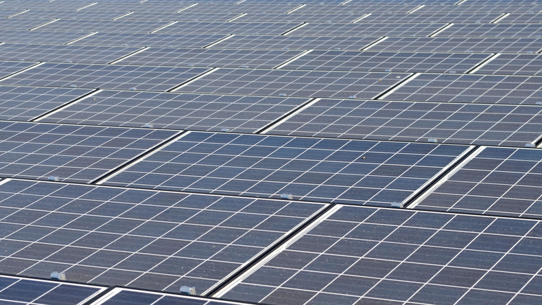 Saudis und Japaner planen weltweit größtes Solarprojekt