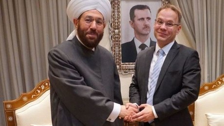 Der nordrhein-westfälische AfD-Landtagsabgeordnete Christian Blex mit einem syrischen Großmufti in Damaskus.