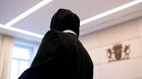 Muslimische Referendarin scheitert im Kampf gegen Kopftuchverbot in Bayern